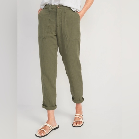 Old Navy high waisted cropped 100% cotton army green pants NWT - Picture 1 of 7